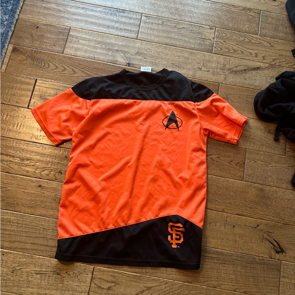 Sf Giants baseball shirt